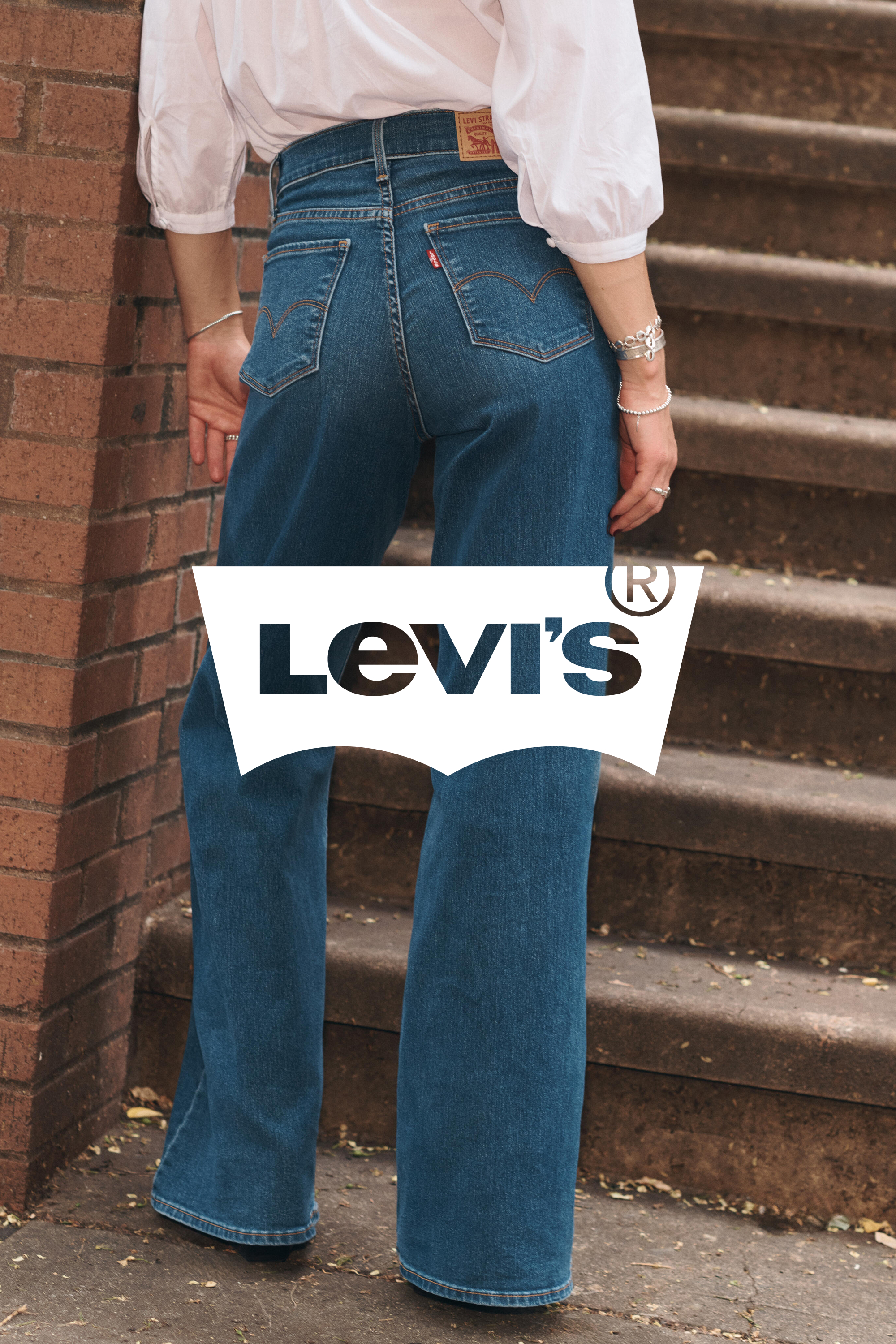 Black Friday. Offers Won't last. Shop Here Now