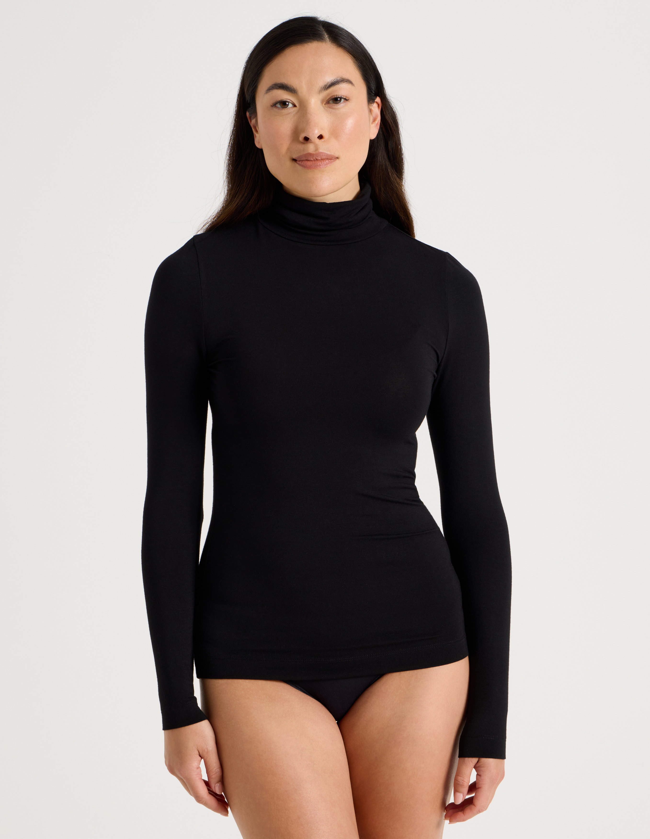 Store Delivery Wk: W07
Item Description: Soho Body Layer Modal Thermal Roll Neck Top USOW26000B in Black
Colour: Black
Image Type: 