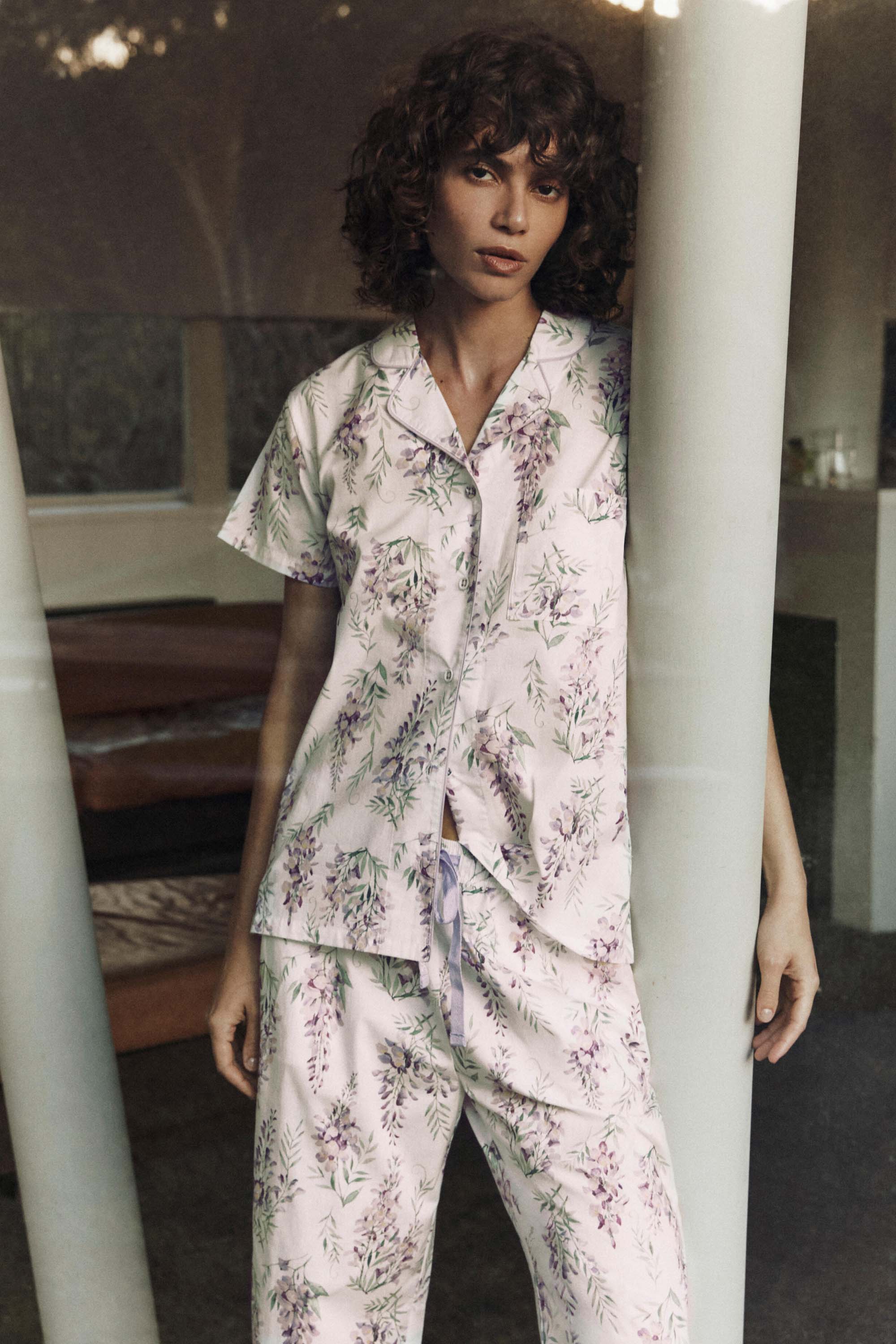 Super Weekend. Shop Now.