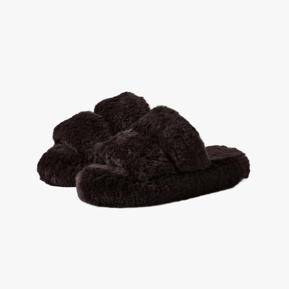 Click here to shop the Soho Toni Slipper in Mocha