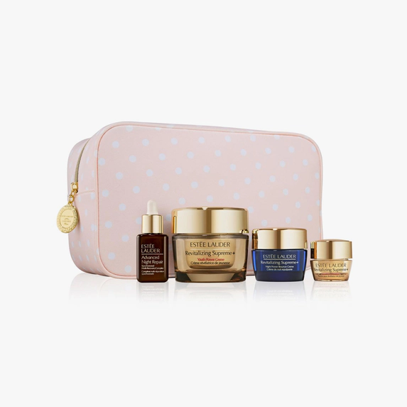 Click here to shop the Estée Lauder ANR 4 Piece Hero Set