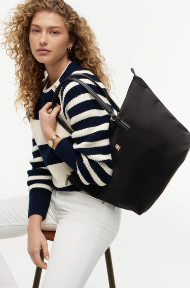 Super Weekend. Shop Now.