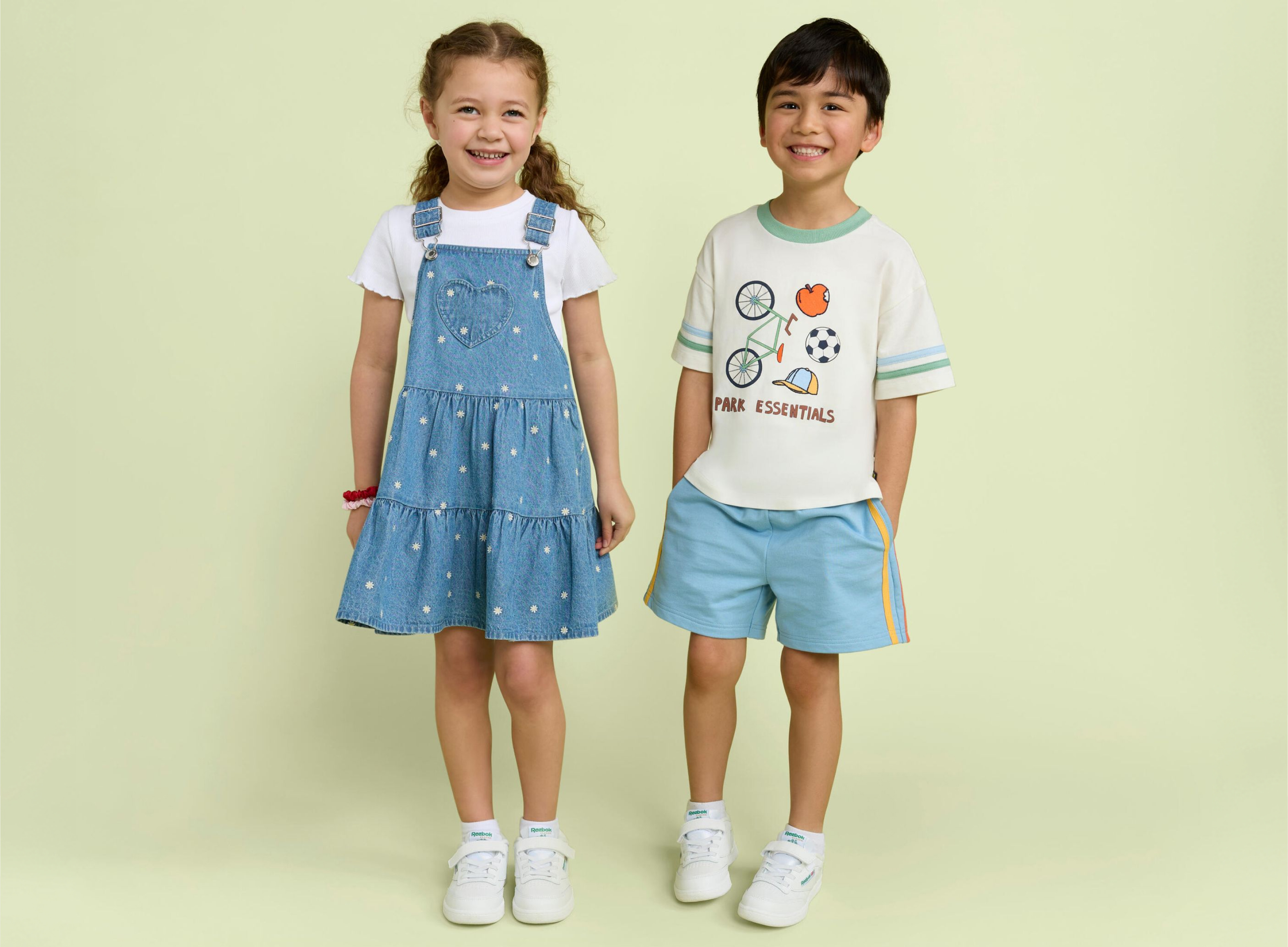 Kids clothing